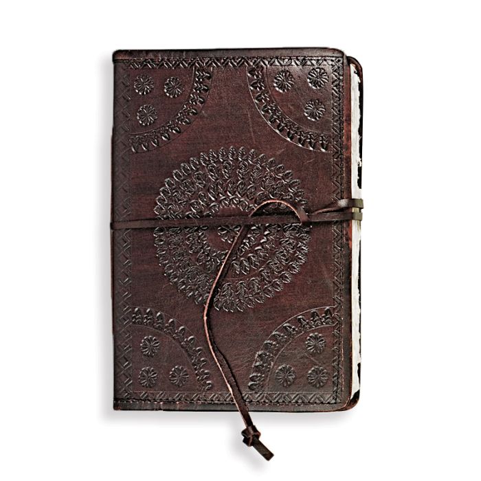 CARNET DE VOYAGE CUIR EMBOSSE