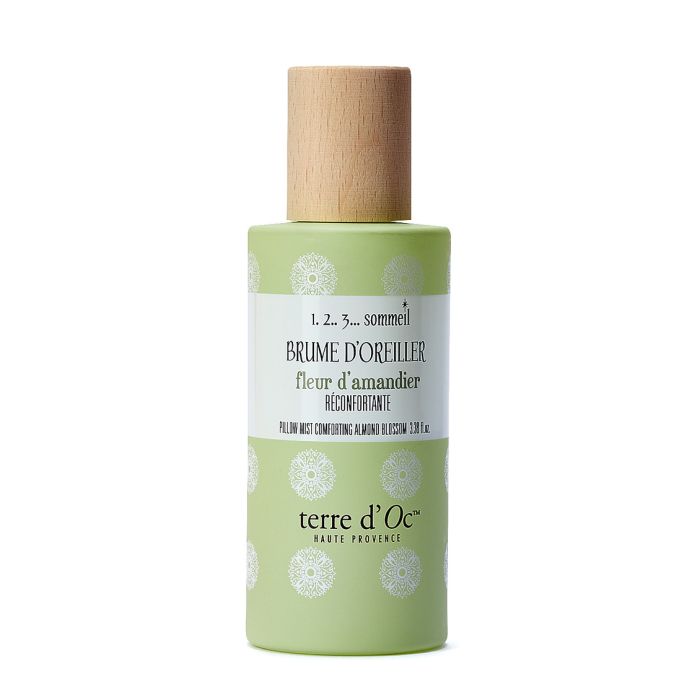 BRUME OREIL. FLEUR AMANDIER