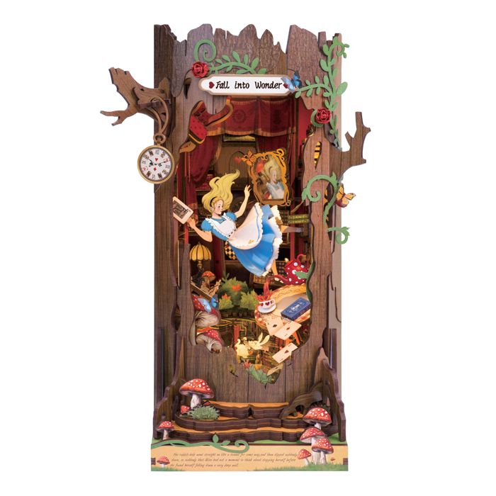MAQUETTE ALICE PAYS DES MERVEILLES