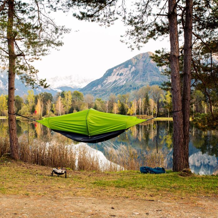 FLYINGTENT