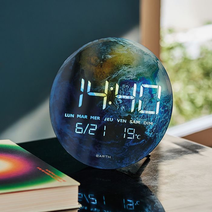 HORLOGE MONDE LED