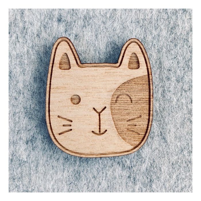 Broche En Bois Chat Nature Decouvertes Suisse