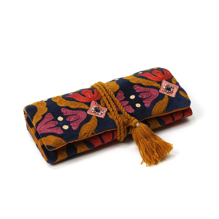 TROUSSE BIJOUX BRODEE ROULEE 24