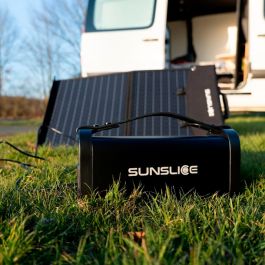 Table de camping pliable solaire 30W • Nature & Découvertes Suisse