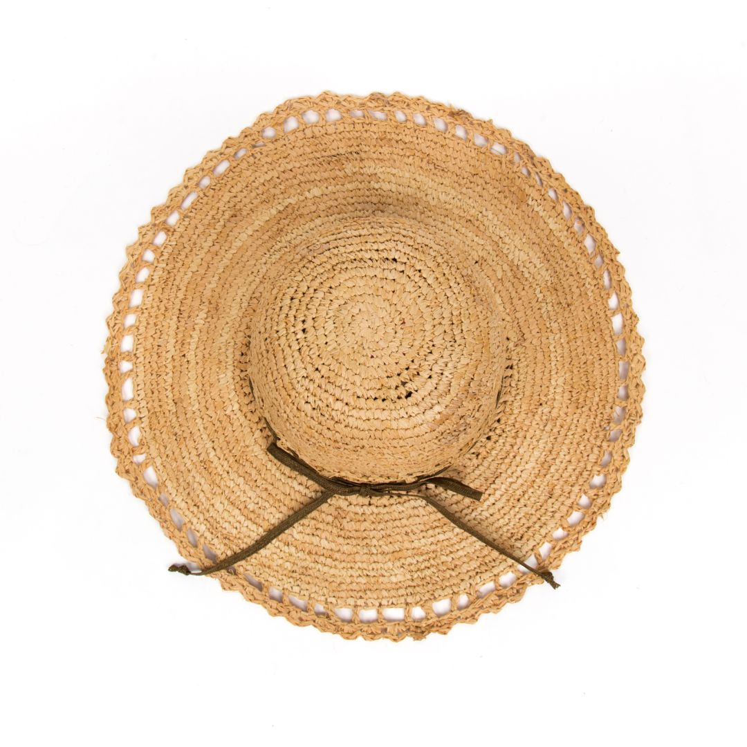 Capeline en raphia • Nature & Découvertes Suisse